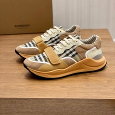 Burberry Low Shoes